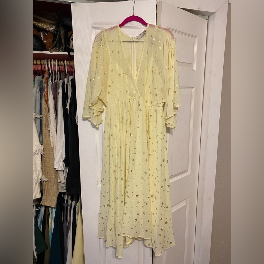 Women’s Light Yellow Star Dress